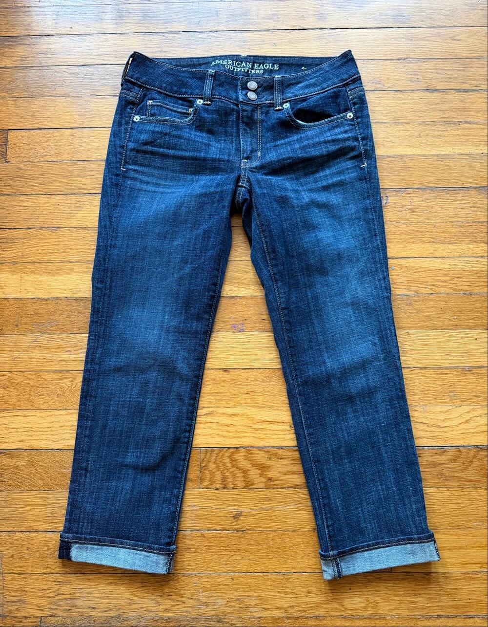 AMERICAN EAGLE Outfitters 'Artist Crop' Low Rise sz 6